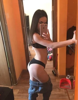 Napalona Iza